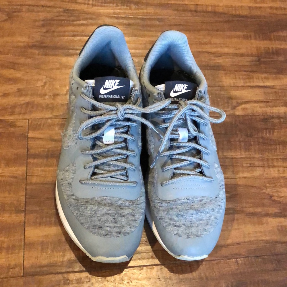Grey Nike internationalists